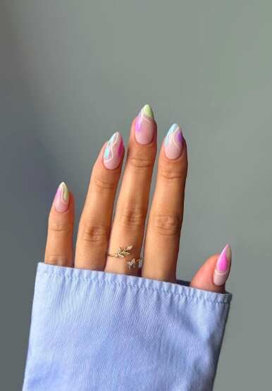 Abstract pastel with swirls for simple spring nail design